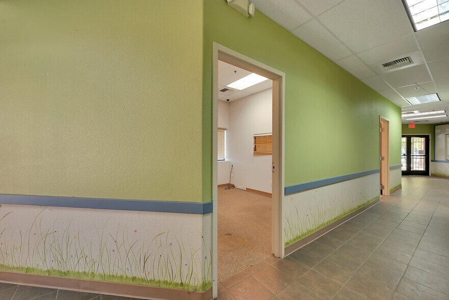 More Photos Of 103 D St, Marysville Office Residential For Sale