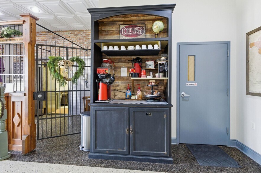 More Photos Of 233 Arthur Ave, Lake Arthur Hotel For Sale