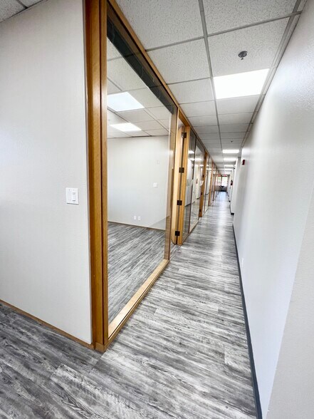 More Photos Of 2525 W Beryl Ave, Phoenix Office For Lease