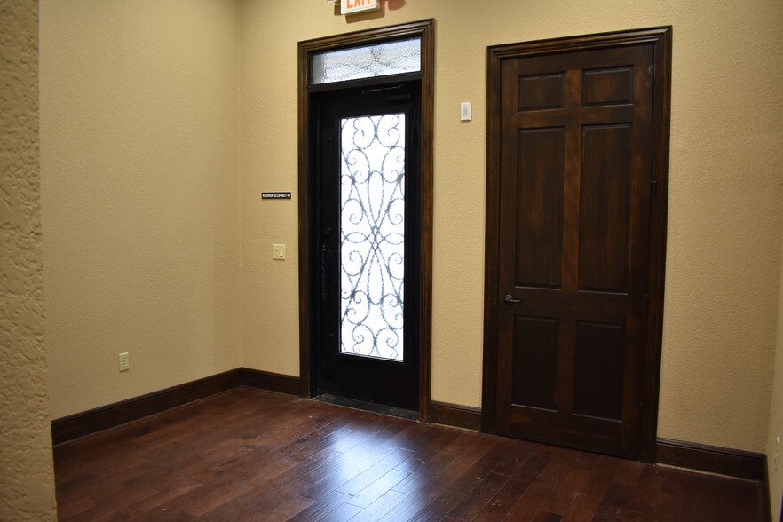 More Photos Of 5899 Preston Rd, Frisco Medical For Lease