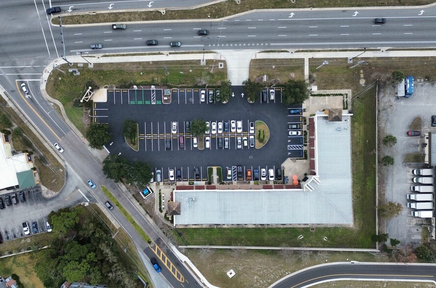 More Photos Of 601 Lake Minnie Dr, Sanford Unknown For Lease