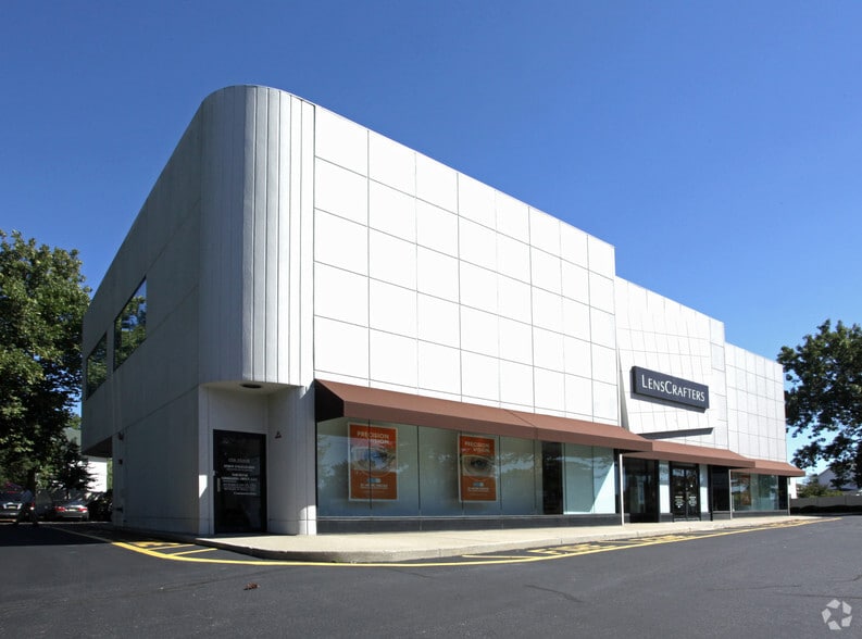 More Photos Of 434 Route 18, East Brunswick Office For Lease