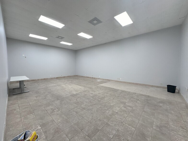 More Photos Of 11437 Todd St, Houston Unknown For Lease