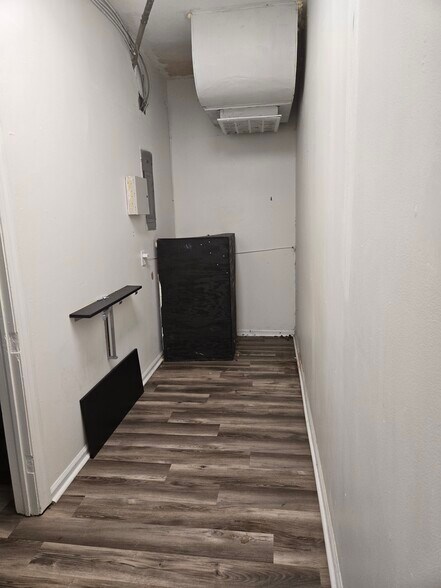 More Photos Of 3348-3352 Commonwealth Ave, Charlotte Unknown For Lease