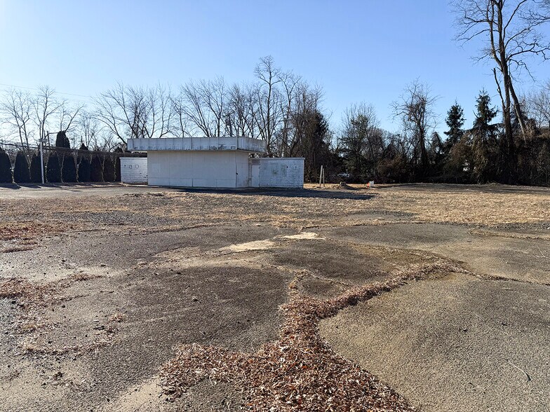 More Photos Of 858 Shrewsbury Ave, Tinton Falls Land For Lease