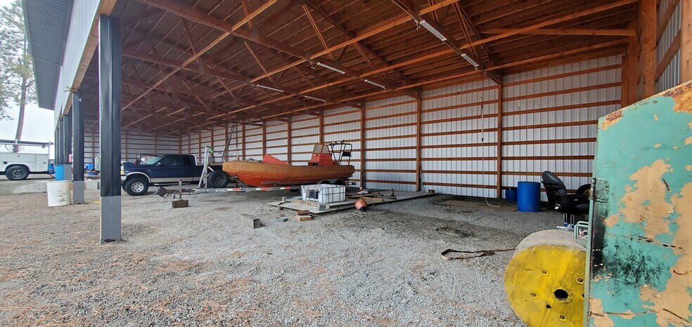More Photos Of 4020 N Huetter Rd, Coeur d'Alene Flex For Lease