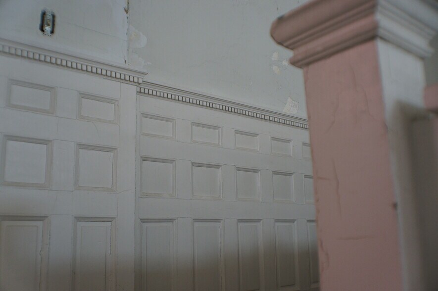 More Photos Of 5-7 S 6th St, New Bedford Restaurant For Sale