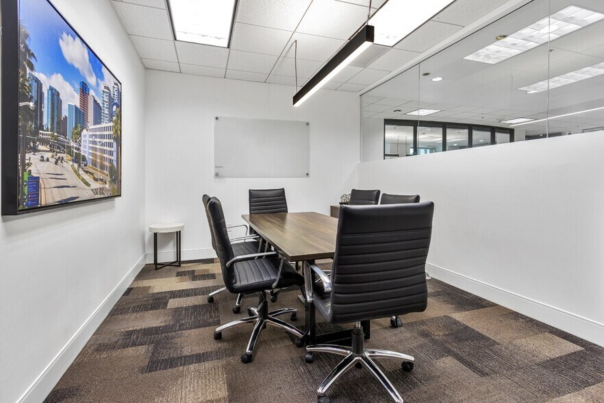 More Photos Of 3780 Kilroy Airport Way, Long Beach Coworking Space