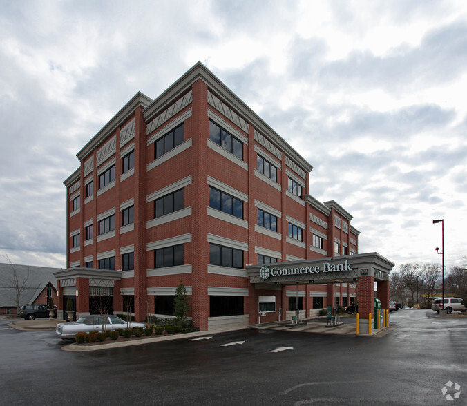 Primary Photo Of 500 W Main St, Branson Office For Lease