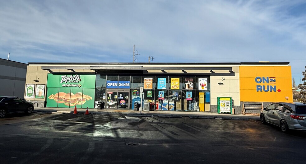 Primary Photo Of 3 Curial Dr, St. Albert Drugstore For Lease