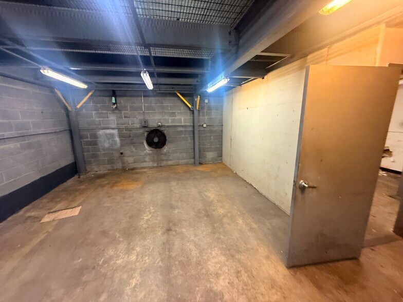 More Photos Of 230 Marion Ave, Linden Research And Development For Sale