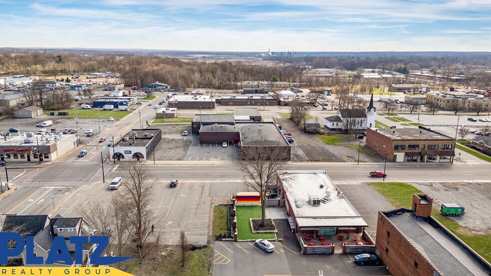 More Photos Of 439 E Market St, Warren Restaurant For Sale