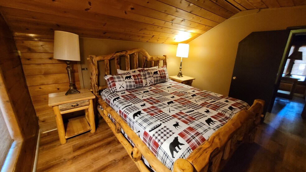 More Photos Of 42268 Moonridge Rd, Big Bear Lake Hospitality For Sale