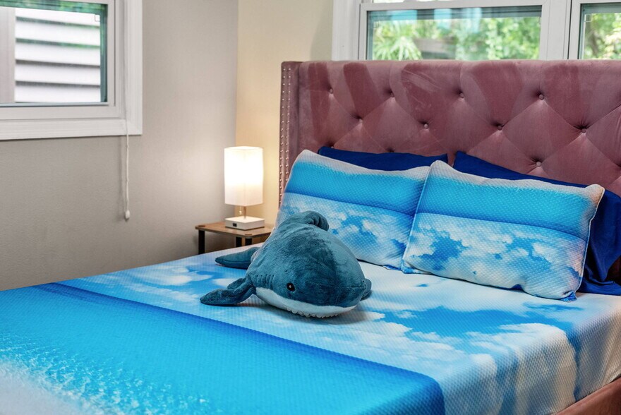 More Photos Of 6550 Sabal Dr, Sarasota Apartments For Sale