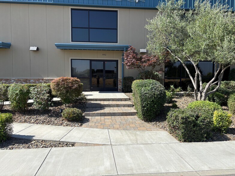 More Photos Of 992 Marchy Ln, Ceres Distribution For Sale