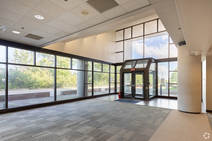 More Photos Of 480 Vantage Pt, Miamisburg Medical For Sale