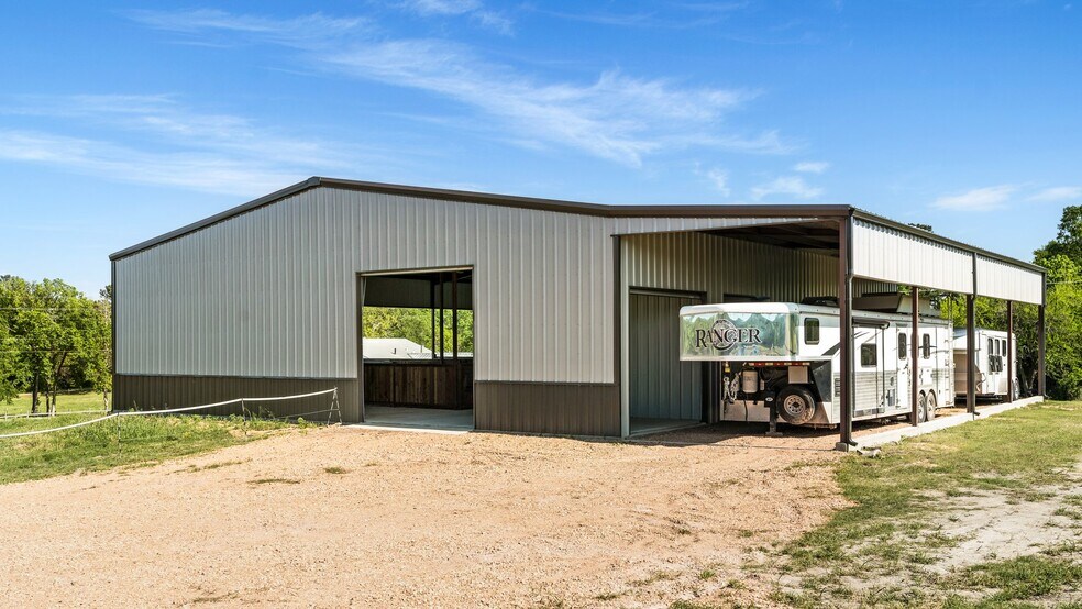 More Photos Of 2355 Jackson League Cir, Brenham Lodge Meeting Hall For Sale