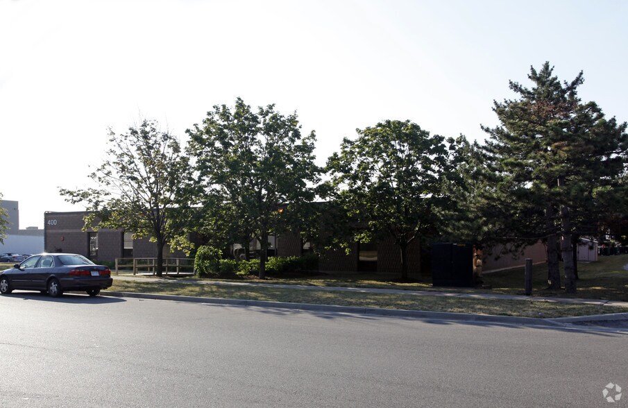 More Photos Of 400 Brunel Rd, Mississauga Warehouse For Sale