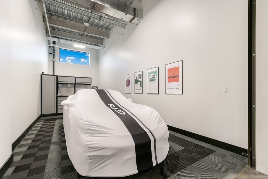 More Photos Of 4229 North FM 620, Austin Flex For Sale