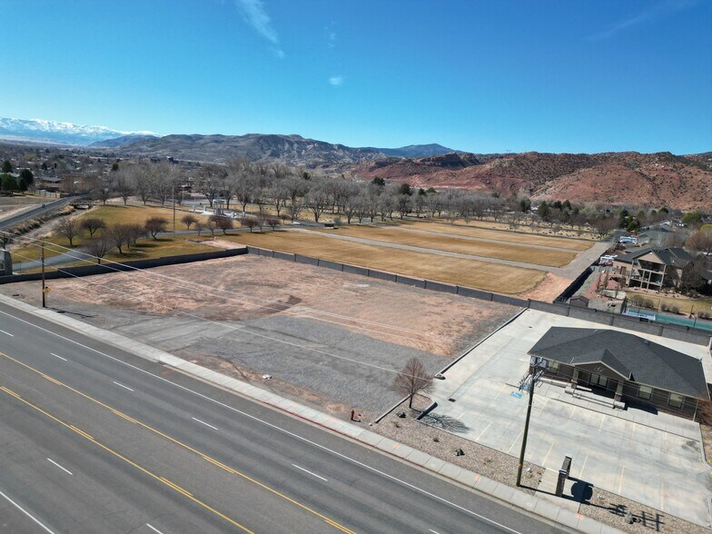 More Photos Of 823 Main st, Richfield Land For Sale