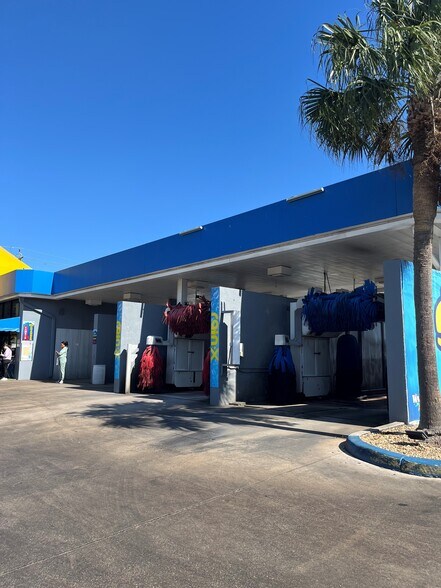 More Photos Of 1450 N Military Trl, West Palm Beach Carwash For Sale