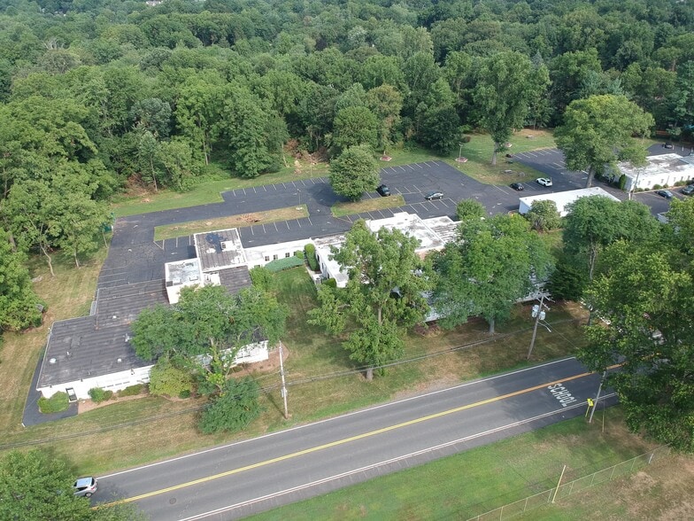 More Photos Of 216 Congers Rd, New City Office For Sale