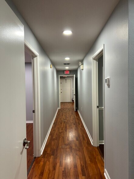 More Photos Of 1501 S Pinellas Ave, Tarpon Springs Office For Lease