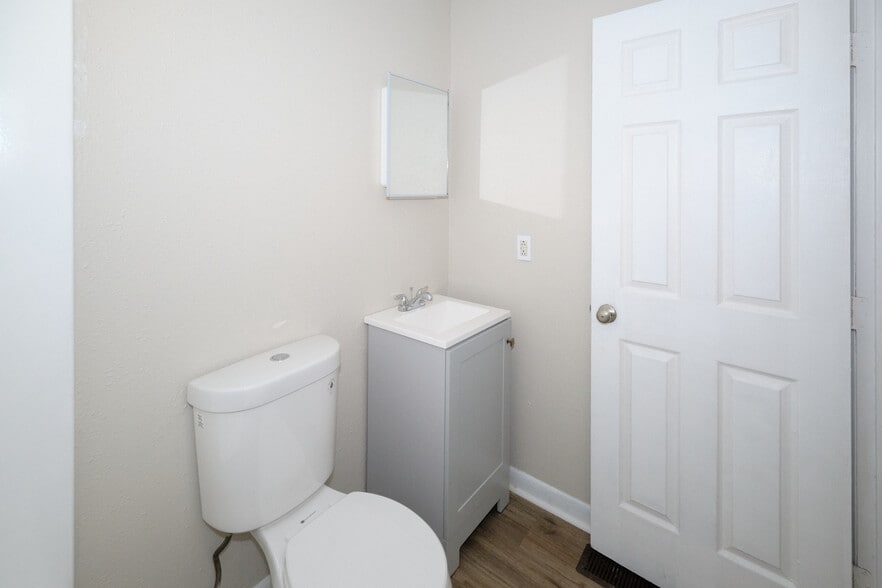 More Photos Of 2215 Buffalo Trl, Morristown Apartments For Sale
