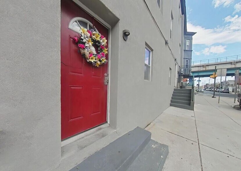 More Photos Of 5900 Market St, Philadelphia Storefront Retail Residential For Sale