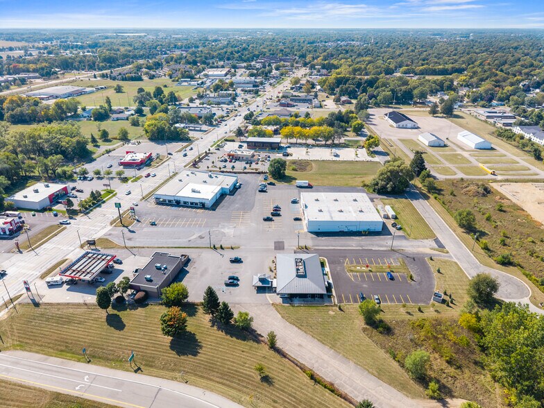 More Photos Of 539-577 E Chicago St, Coldwater Unknown For Lease