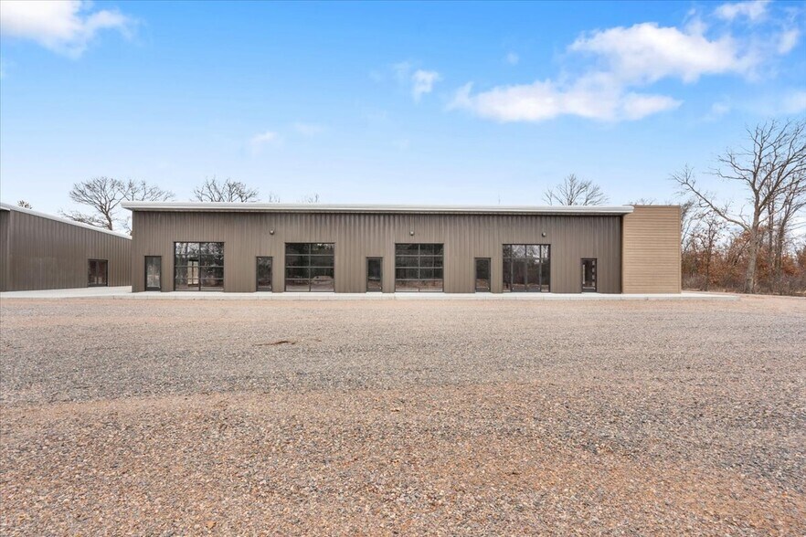 More Photos Of 1144 County Road D, Nekoosa General Retail For Sale
