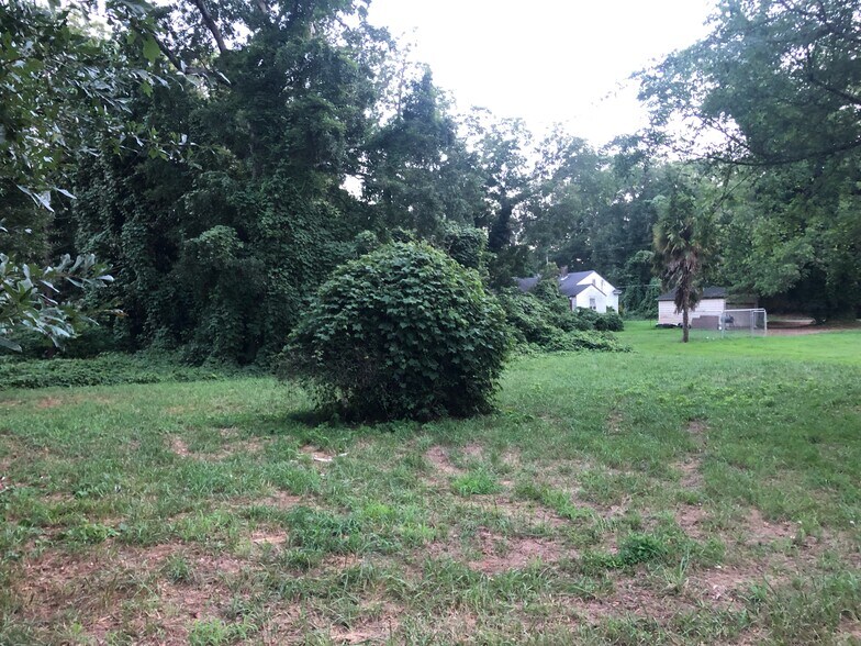 More Photos Of 907 W Whitner S W Whitner, Anderson Land For Sale