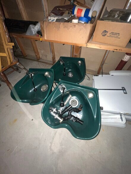 More Photos Of 9 Herrick Aly, Monroeville Freestanding For Sale