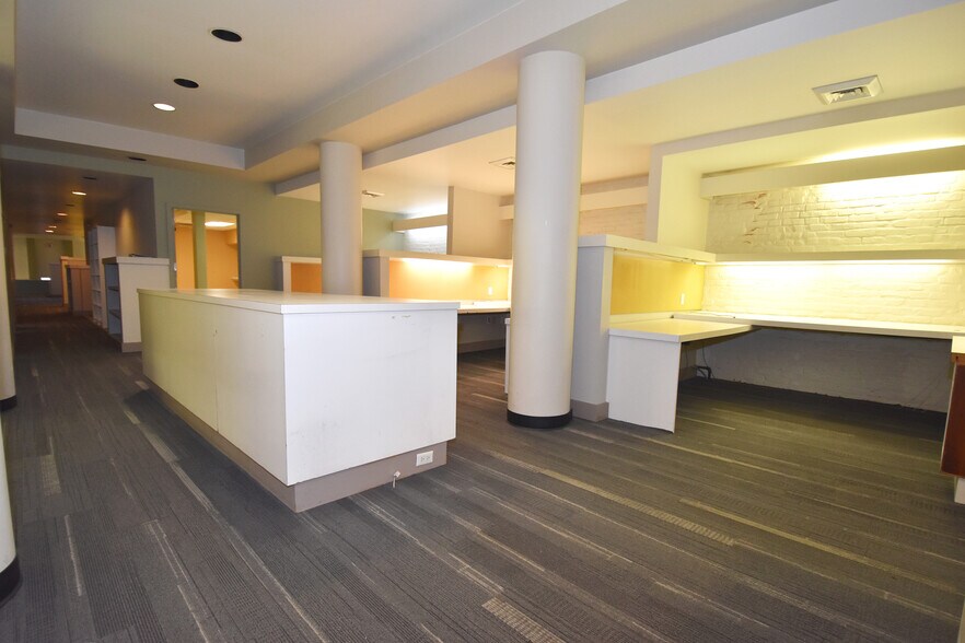 More Photos Of 227 Fort Pitt Blvd, Pittsburgh Loft Creative Space For Lease