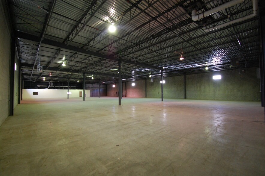 More Photos Of 2101 83rd St, North Bergen Warehouse For Lease