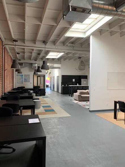 More Photos Of 1547 10th St, Santa Monica Loft Creative Space For Lease