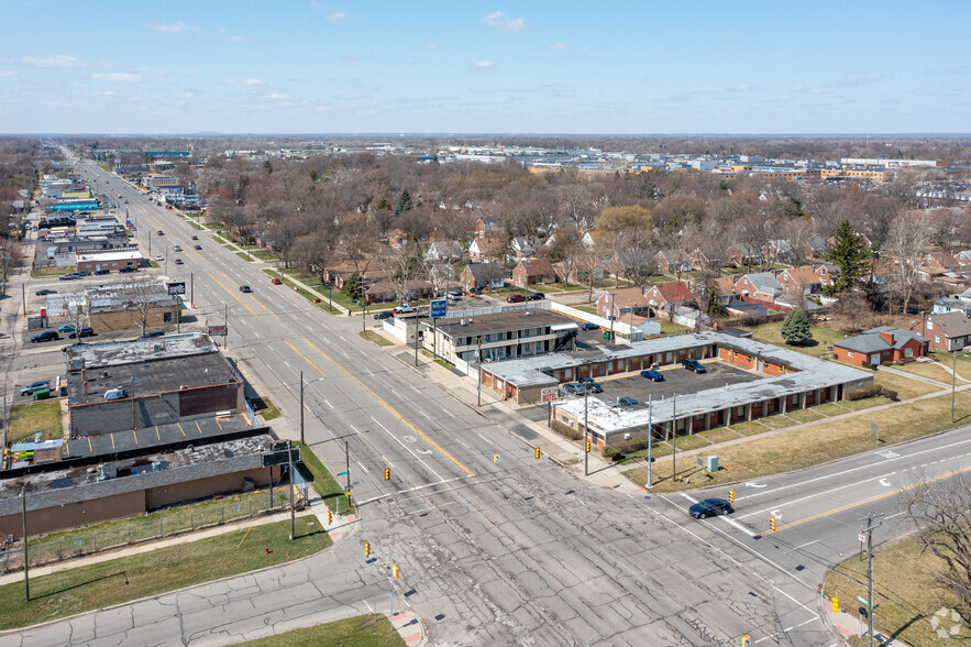 Primary Photo Of 22400 Plymouth Rd, Detroit Hotel For Sale