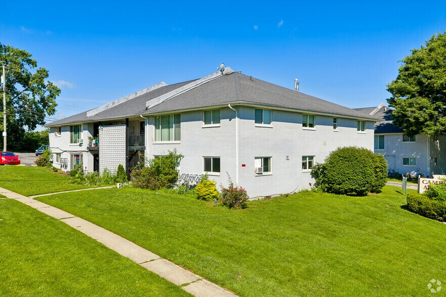 More Photos Of 1980-2016 Cambridge Dr, Lexington Apartments For Sale