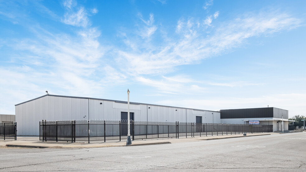 Primary Photo Of 2045 S Van Ness Ave, Fresno Warehouse For Lease