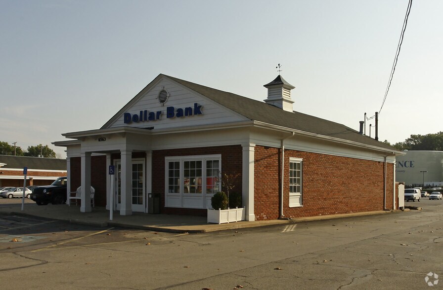 More Photos Of 6511-6551 Brecksville Rd, Independence Unknown For Lease