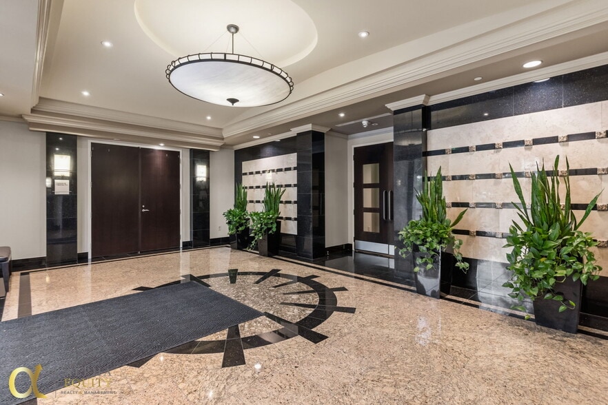 More Photos Of 1525 International Pky, Lake Mary Office For Sale