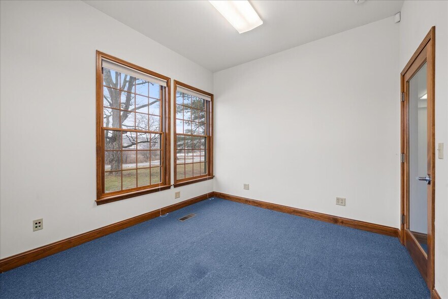 More Photos Of 100 Egbertson Rd, Campbell Hall Loft Creative Space For Lease