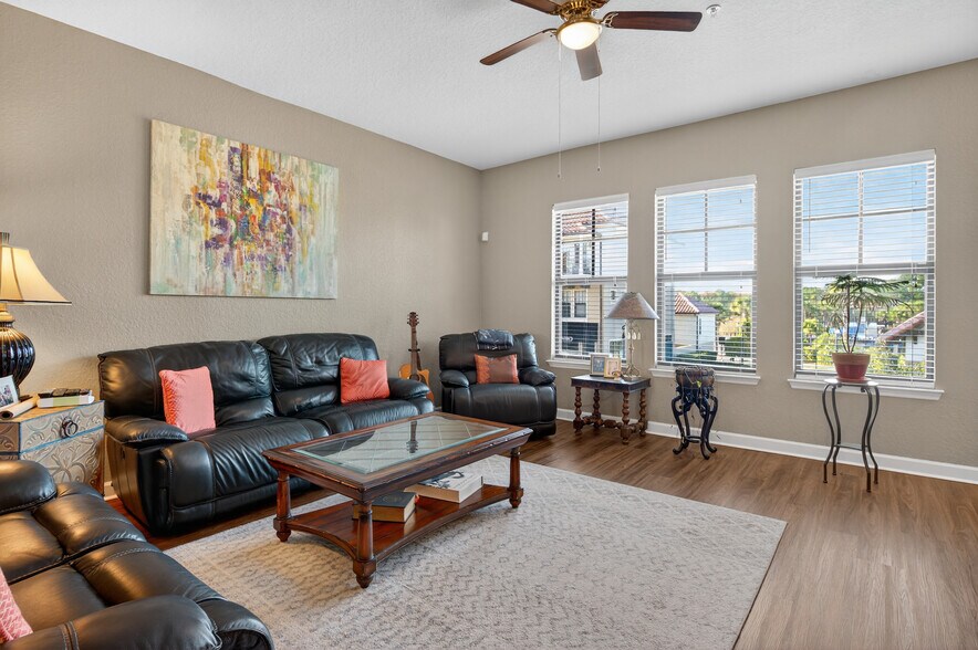 More Photos Of 524-590 Market St, Saint Augustine Apartments For Sale