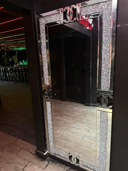 More Photos Of 1919 9th St NW, Washington Storefront For Sale