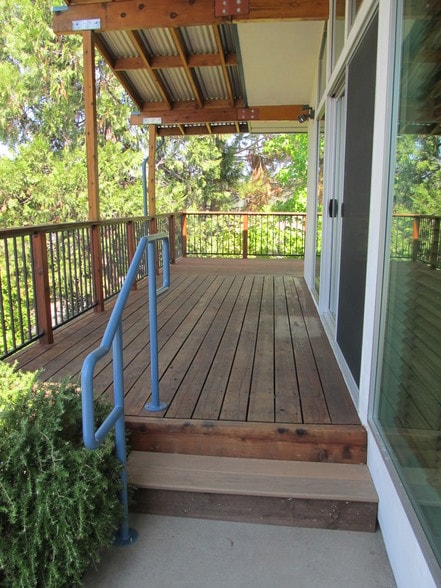 More Photos Of 111 Margaret Ln, Grass Valley Office For Sale