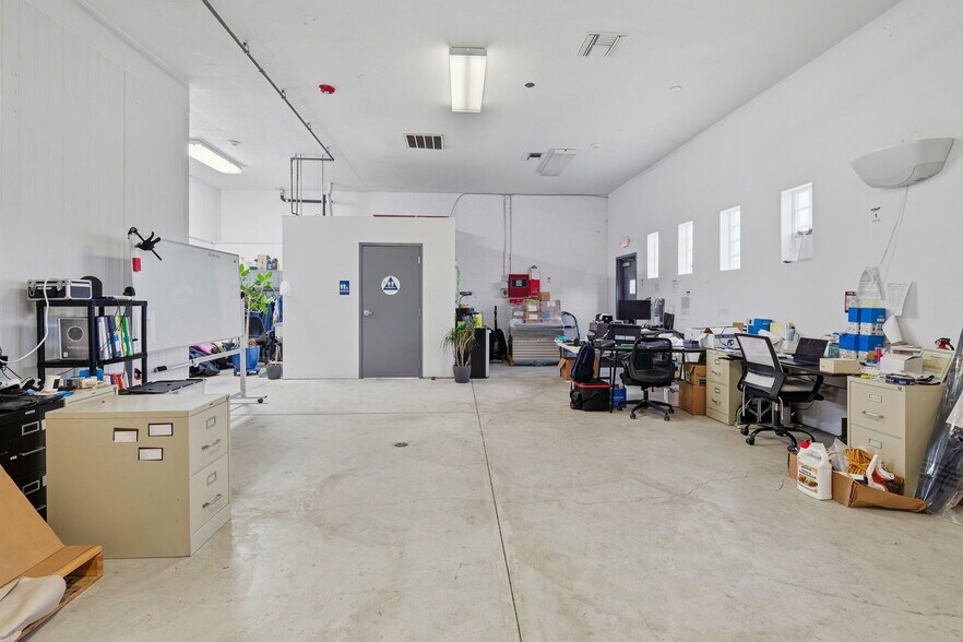 More Photos Of 1035 17th Ave, Santa Cruz Warehouse For Sale