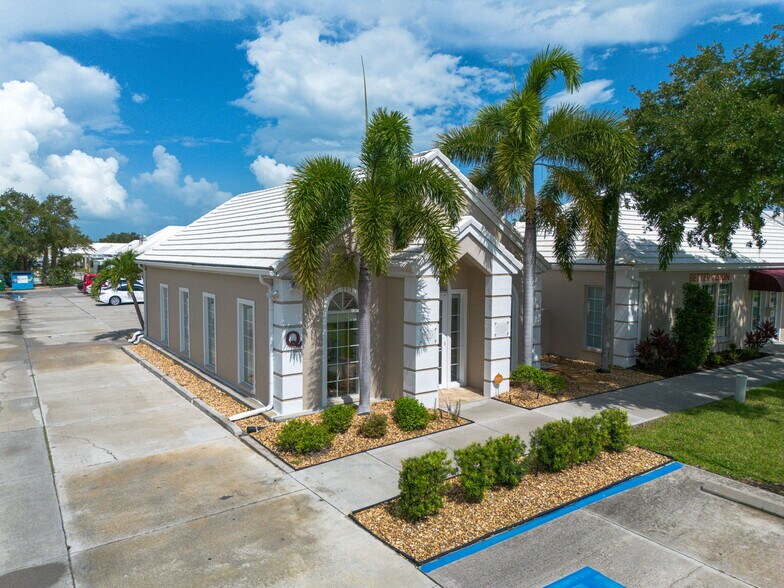 More Photos Of 3900 Clark Rd, Sarasota Medical For Sale