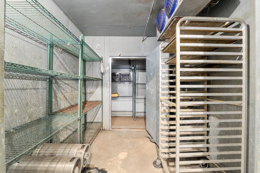 More Photos Of 14960 Main St, Alachua Restaurant For Lease