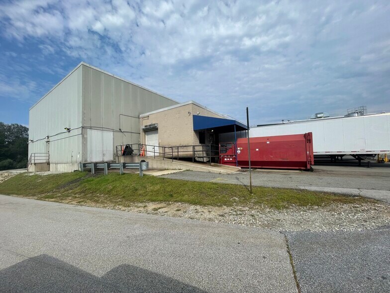 More Photos Of 299 Pepsi Rd, Manchester Food Processing For Lease