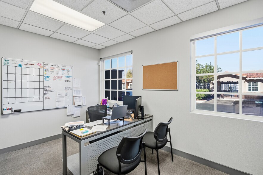 More Photos Of 3087 E Warm Springs Rd, Las Vegas Office For Sale